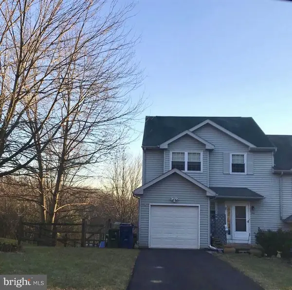 306 Revere Ct, COATESVILLE, PA 19320