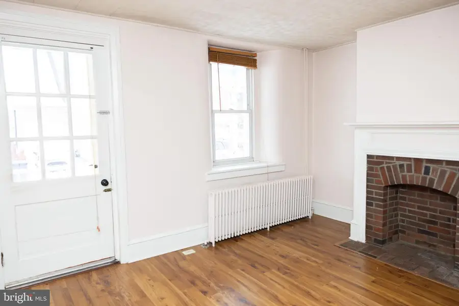 47 Grant St, Phoenixville, PA 19460 - #3
