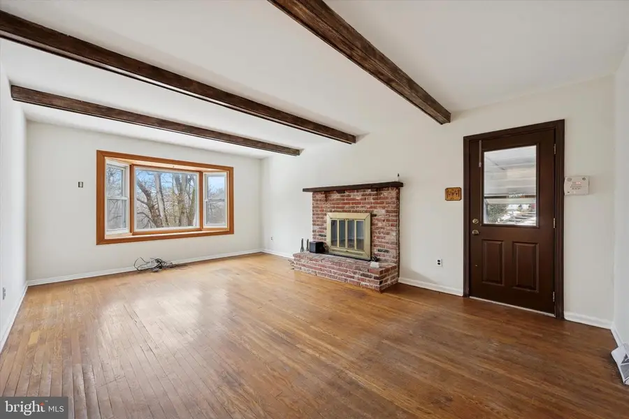 5 Westgate Cir, Malvern, PA 19355 - #2