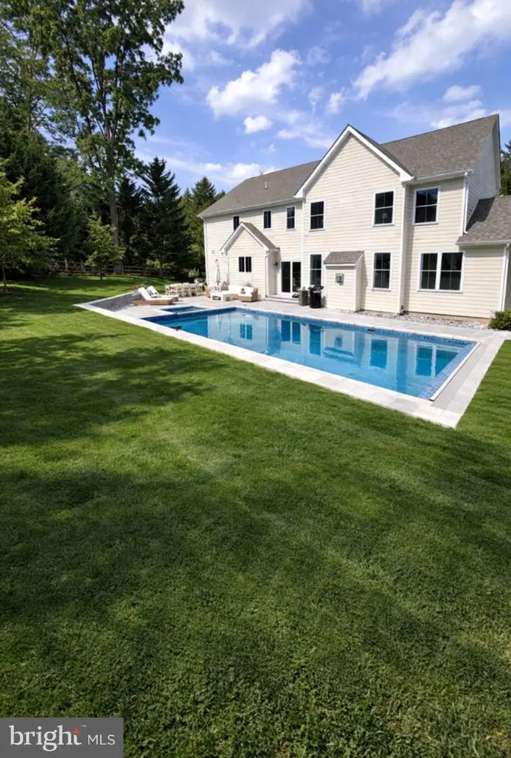 814 Newtown Rd, Berwyn, PA 19312 - #2