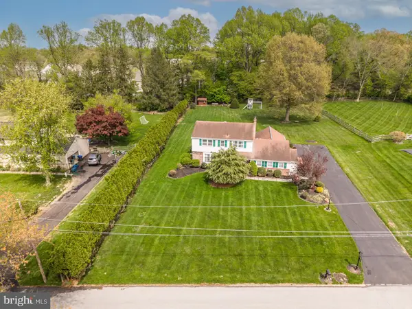 1411 Stallion Ln, WEST CHESTER, PA 19380