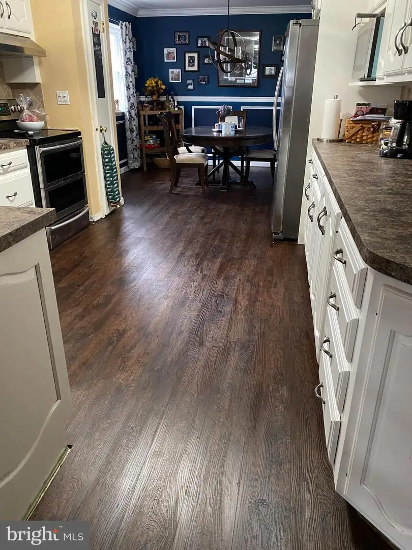 102 Gloucester Ct, Downingtown, PA 19335 - #2