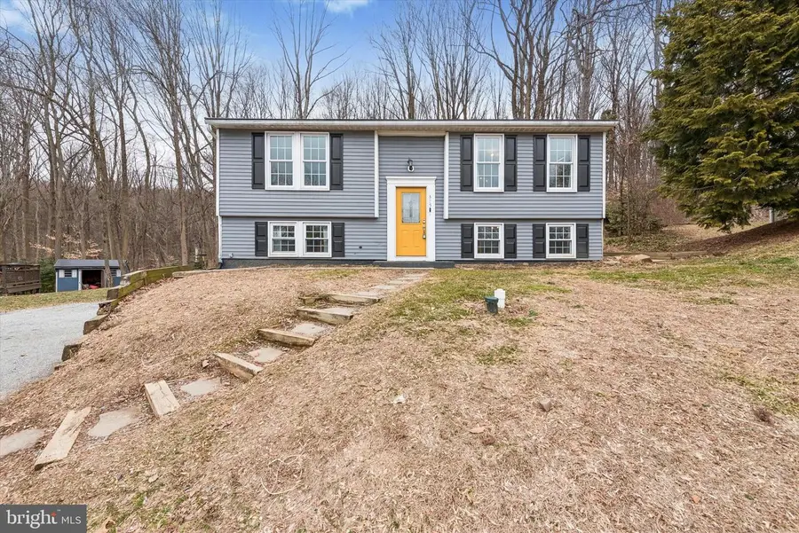 325 Jennifer Dr, Coatesville, PA 19320 - #2