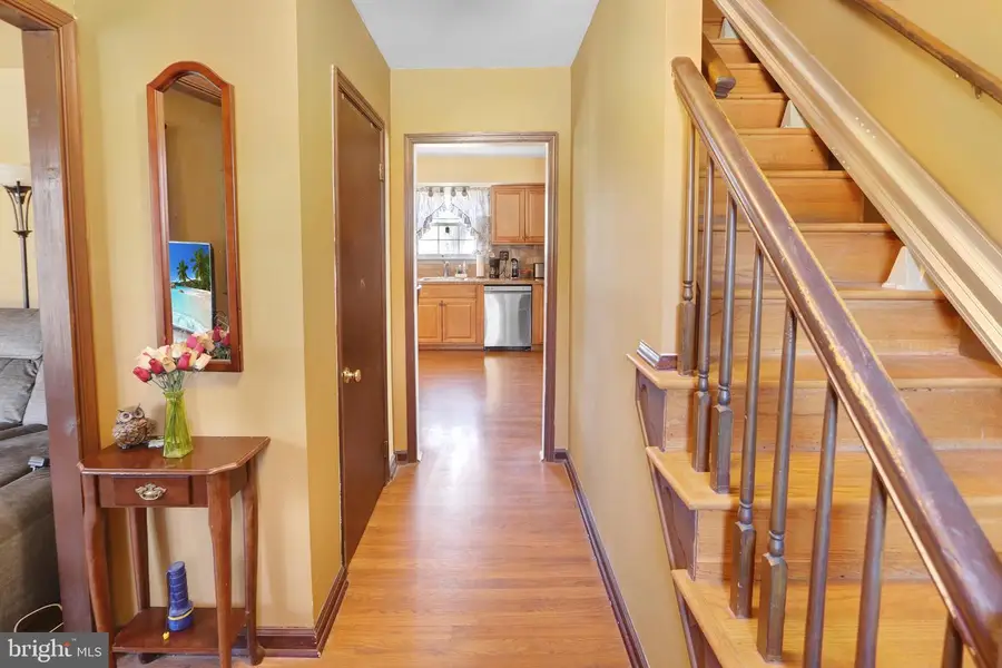 1172 Hiddenview Dr, West Chester, PA 19380 - #2