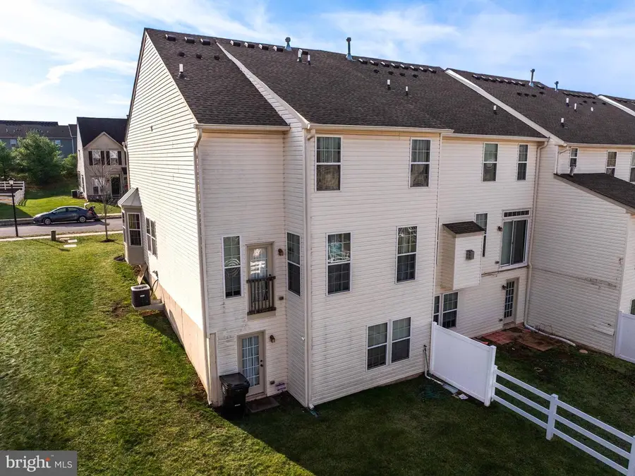 217 S Savanna Dr, Pottstown, PA 19465 - #3