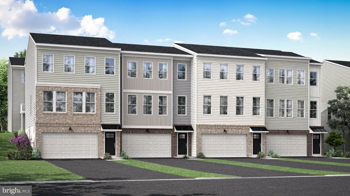 121 Four Leaf Dr, Downingtown, PA 19335 - #1