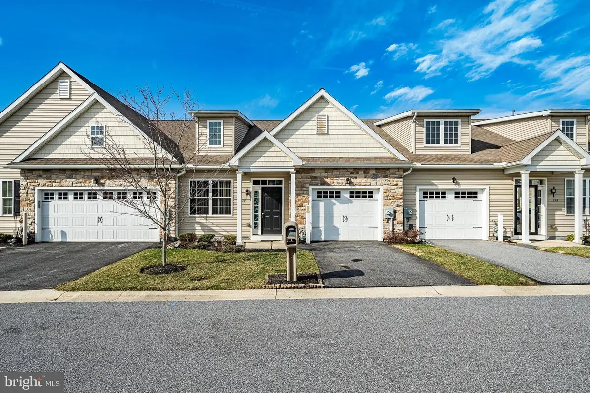 215 Rose View Dr, West Grove, PA 19390 - #1