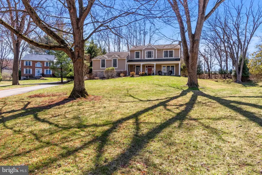 746 Westwind Dr, Berwyn, PA 19312 - #2