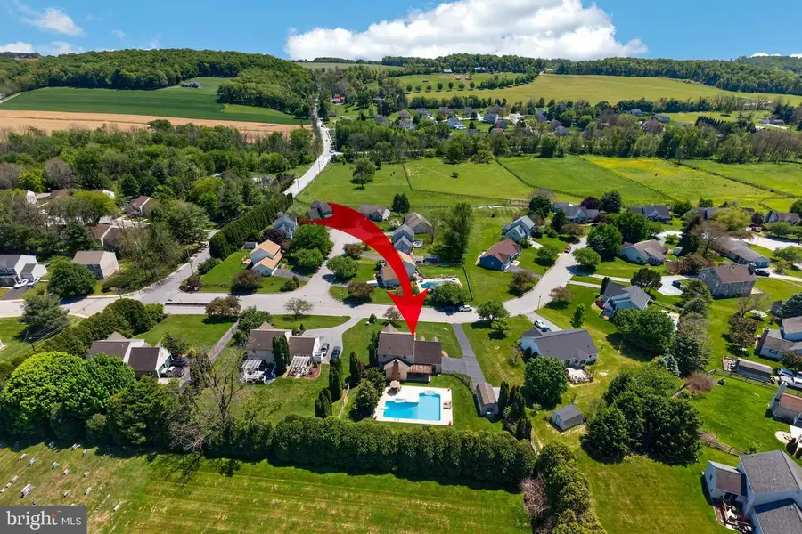 315 Glen Run Dr, Atglen, PA 19310 - #2