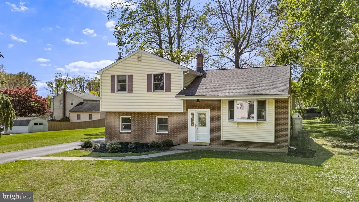 304 Crump Rd, Exton, PA 19341 - #1