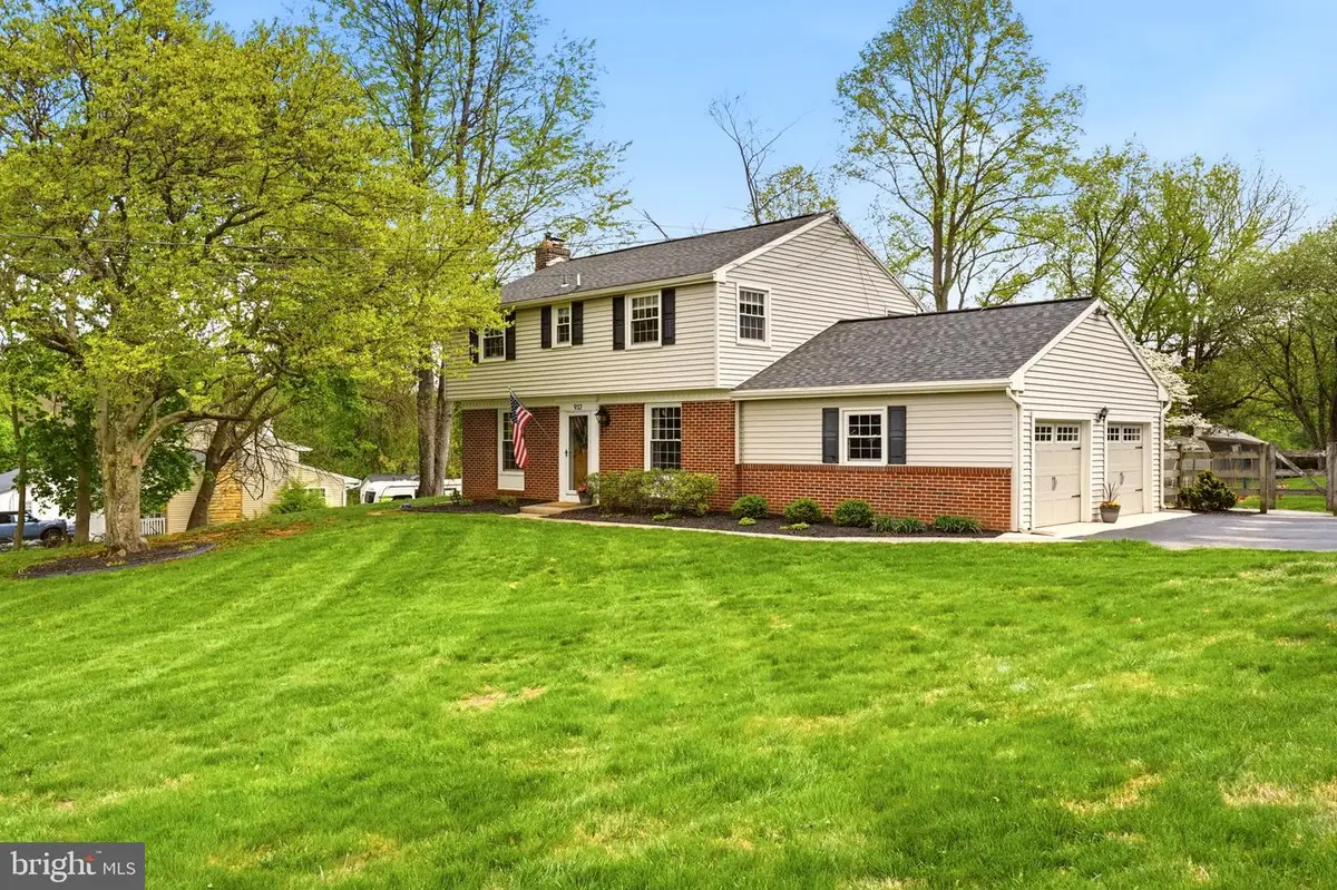 932 Tyson Dr, West Chester, PA 19382 - #1
