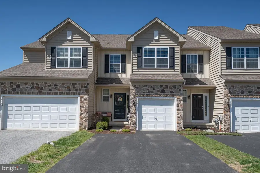 206 Kennedy Dr, Coatesville, PA 19320 - #2