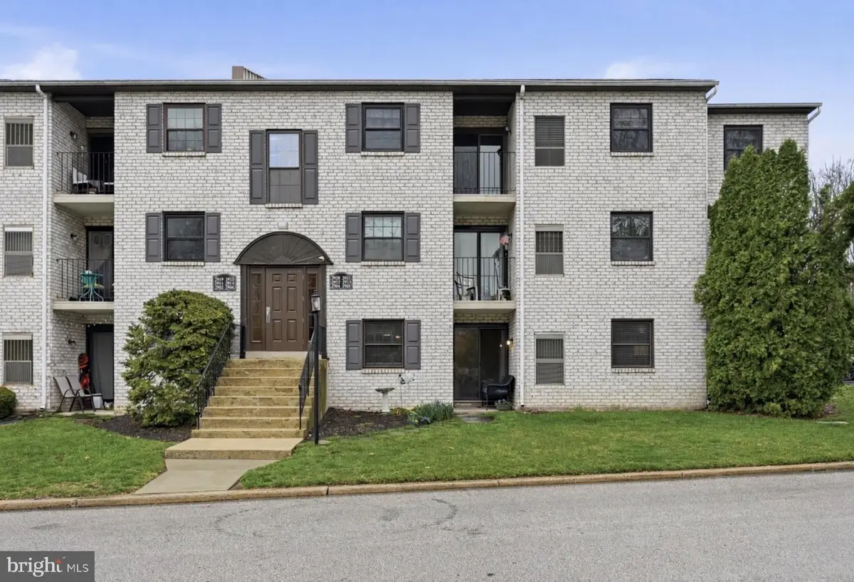 2905 Eagle Rd, West Chester, PA 19382 - #1