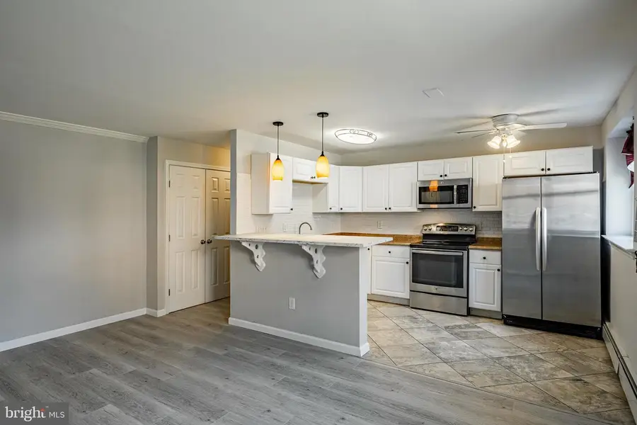 335 E Lancaster Ave #e4, Downingtown, PA 19335 - #2