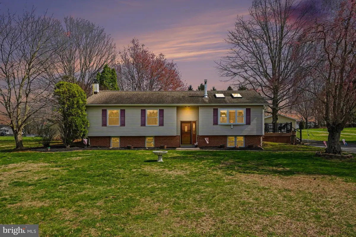 1442 Harvey Ln, Pottstown, PA 19465 - #1