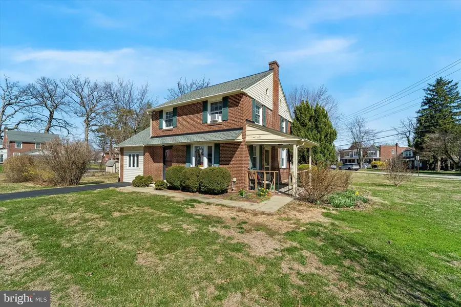 133 6th Ave, Phoenixville, PA 19460 - #2
