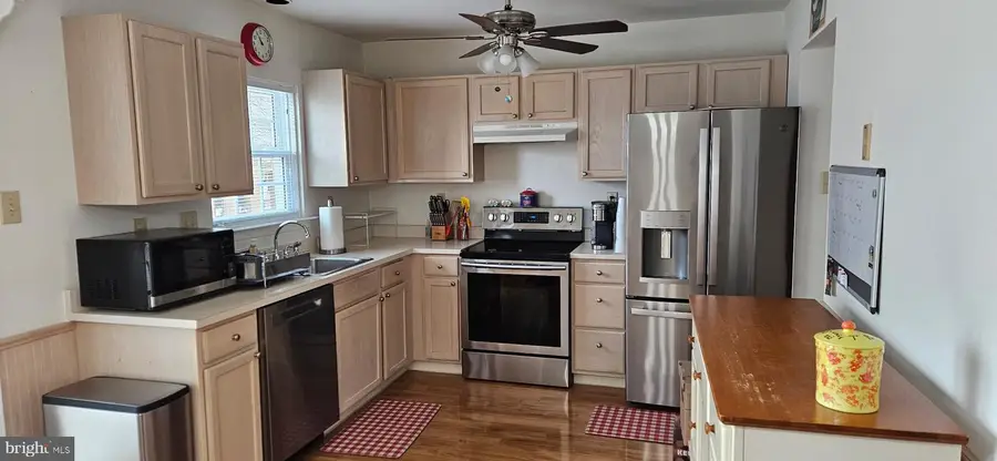 830 Amber Ln, West Chester, PA 19382 - #2