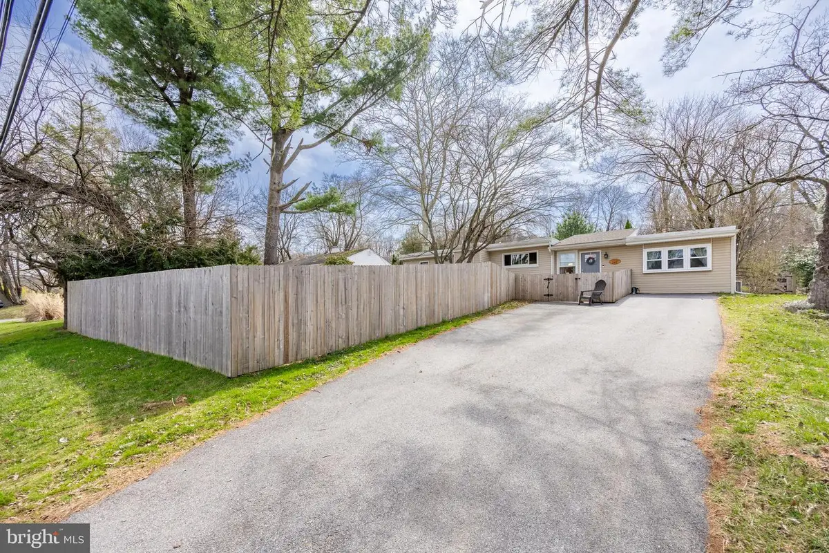 242 Byers Rd, Chester Springs, PA 19425 - #1