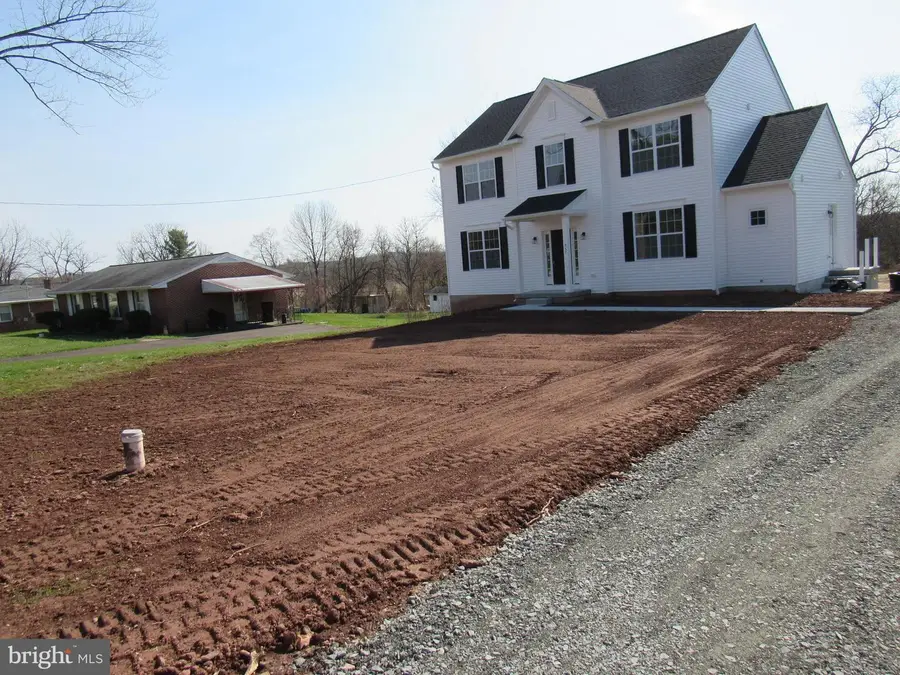 957 Spring City Rd, Phoenixville, PA 19460 - #2