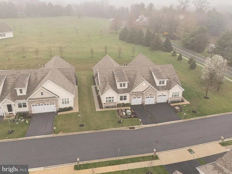 103 Rose View Dr, West Grove, PA 19390 - #2