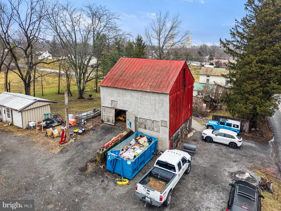 1286 Old Schuylkill Rd, Spring City, PA 19475 - #3