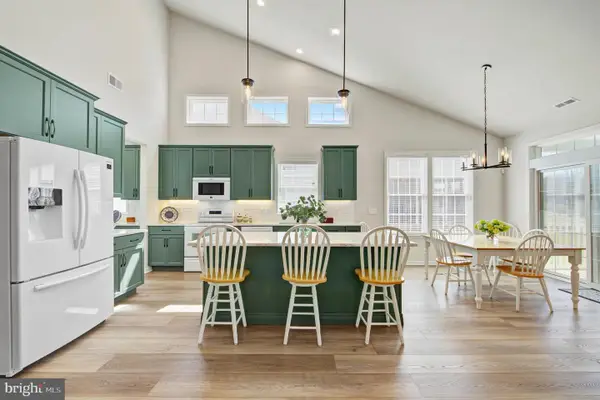 226 Loyal Ln #109, COATESVILLE, PA 19320