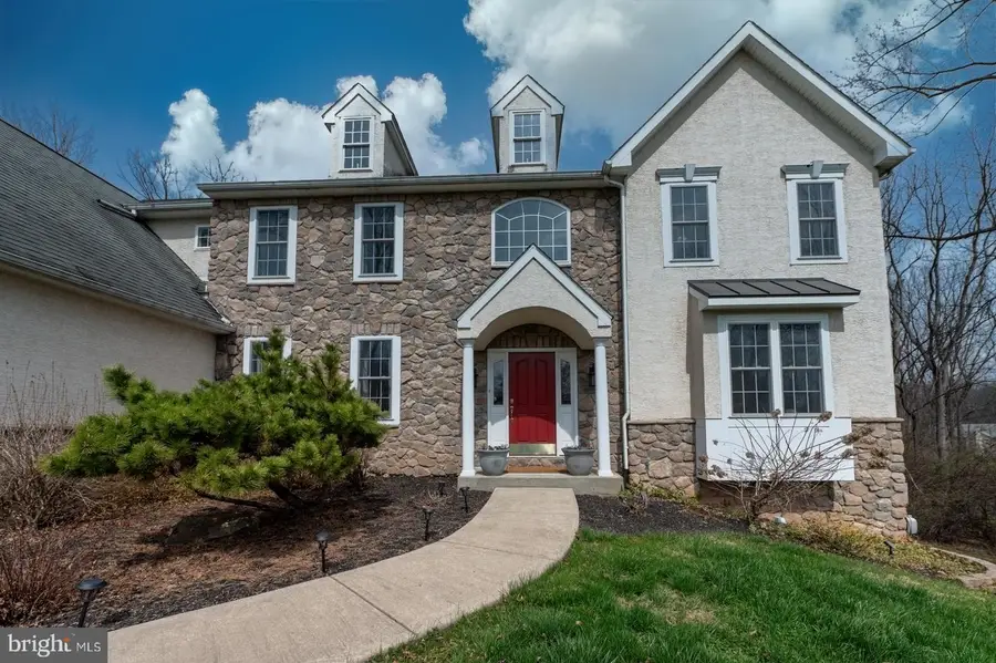 13 Maack Rd, Pottstown, PA 19465 - #2