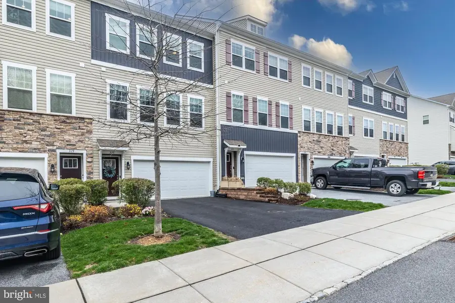 321 Dawson Pl, Downingtown, PA 19335 - #3