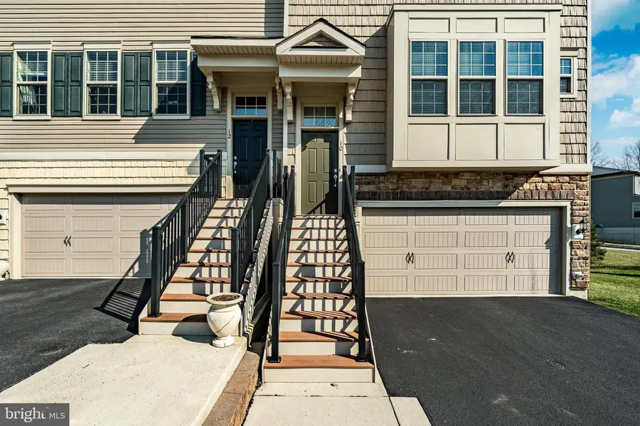 10 Locks Farm Ln, Downingtown, PA 19335 - #2