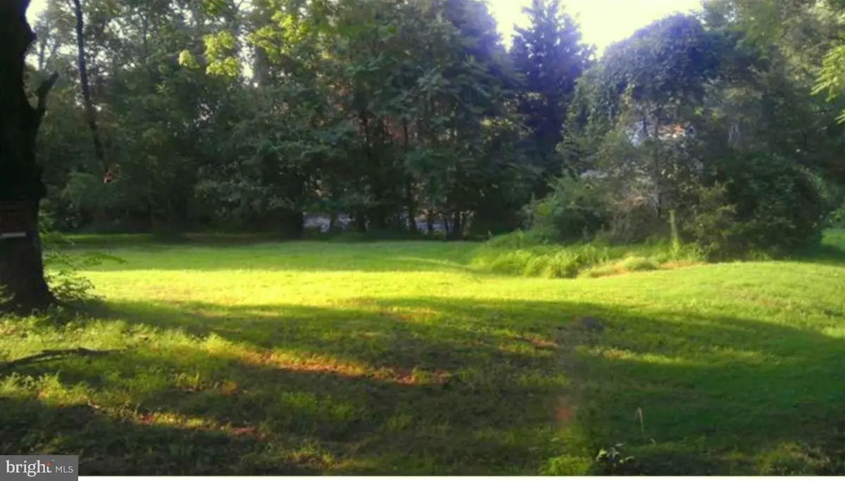 841 Erb Dr, Pottstown, PA 19465 - #1