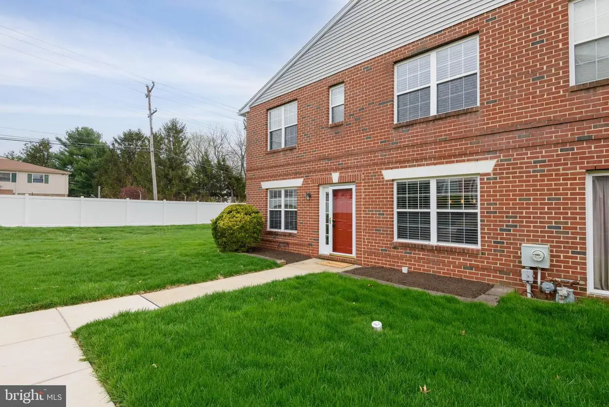 750 E Marshall St #802, West Chester, PA 19380 - #1