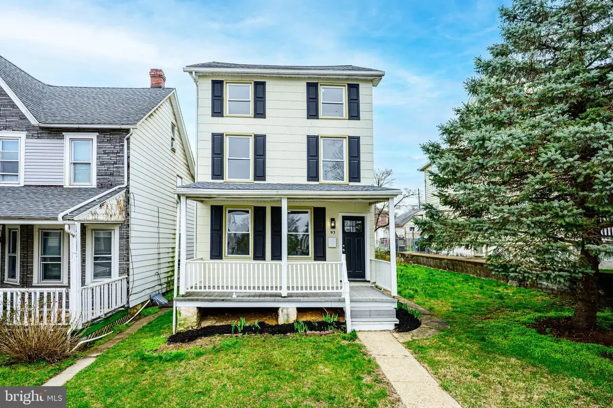 93 Pennsylvania Ave, Coatesville, PA 19320 - #1