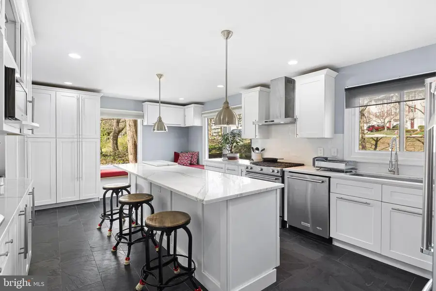 464 Freemont St, Phoenixville, PA 19460 - #2