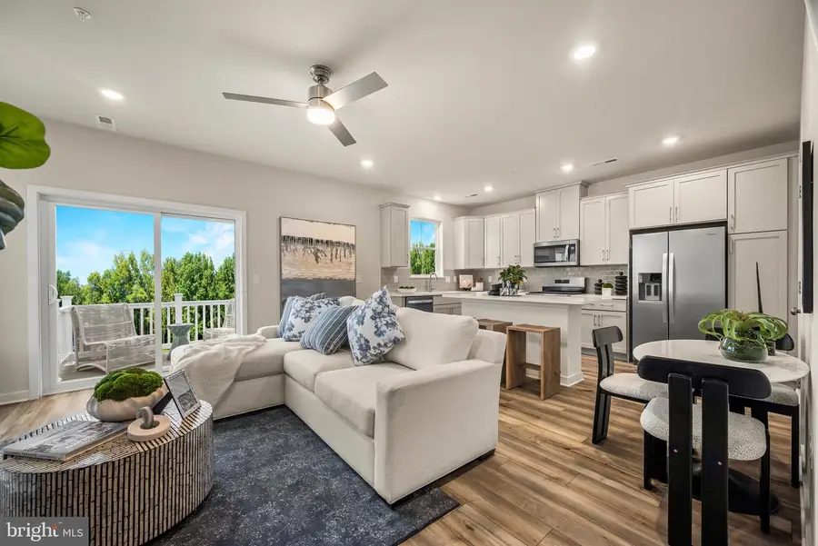 793 Platinum Dr, Phoenixville, PA 19460 - #2