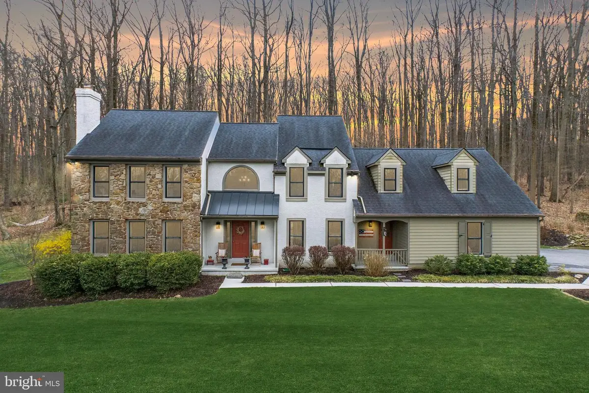 32 Mcleod Pond Rd, Glenmoore, PA 19343 - #1