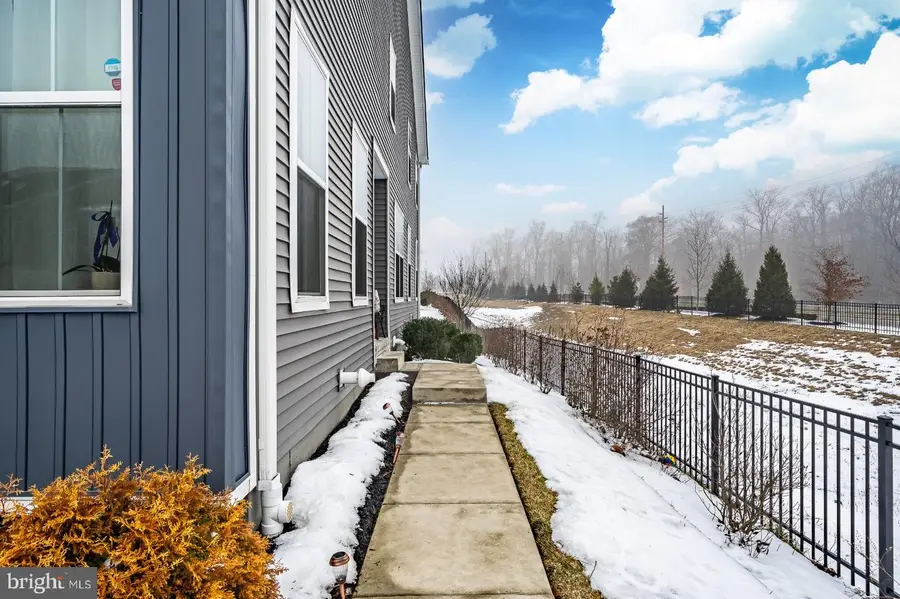 509 Juneberry Ct, Chester Springs, PA 19425 - #3