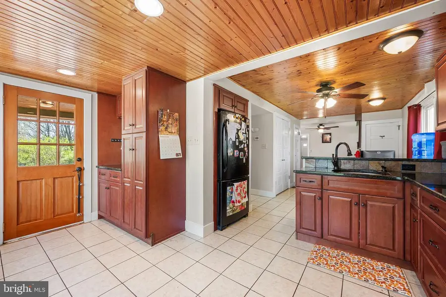 1356 S Hanover St, Pottstown, PA 19465 - #2