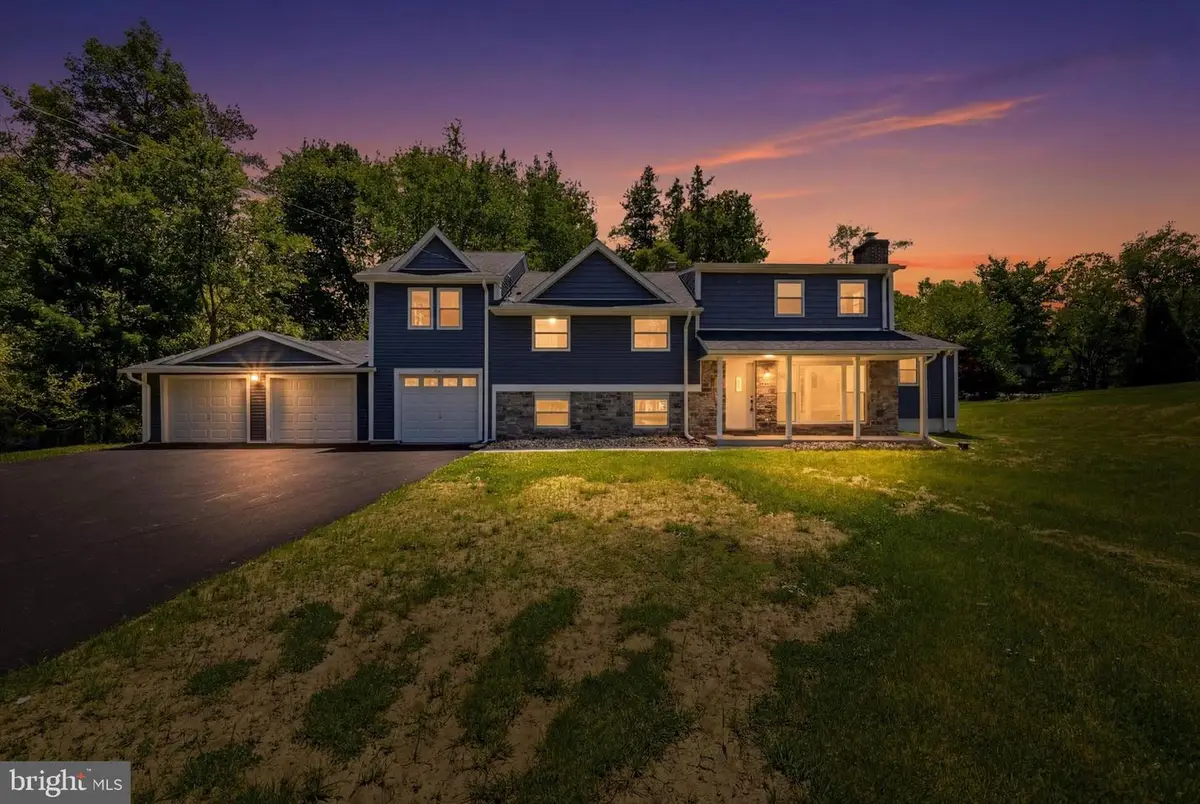 1376 College Hill Dr, Cheyney, PA 19319 - #1