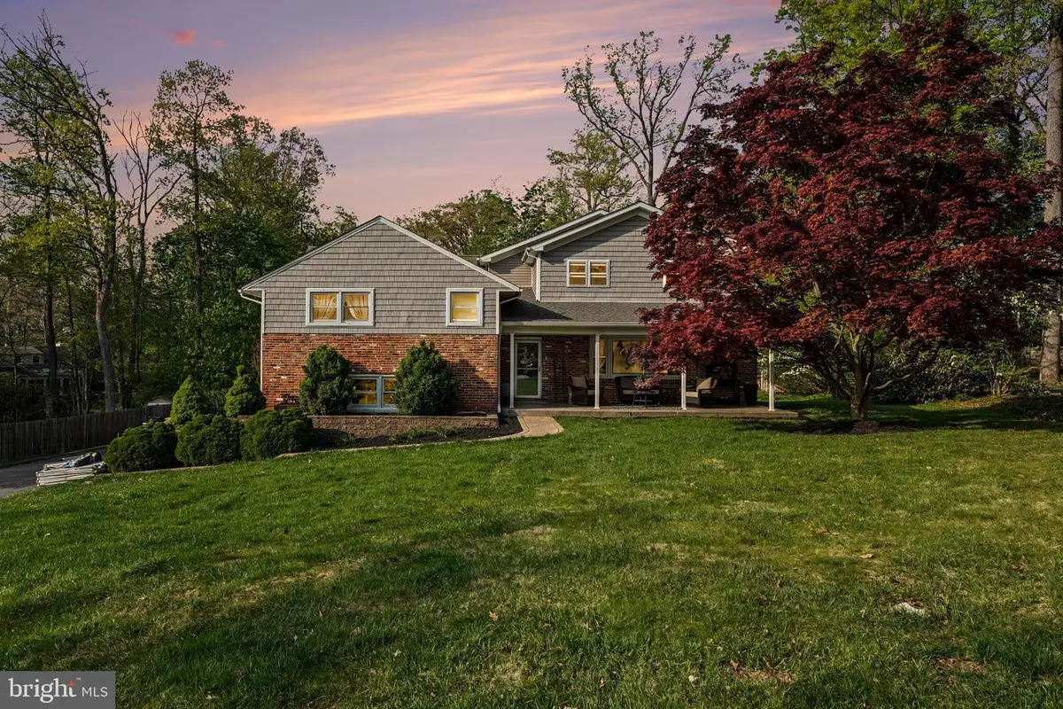 443 Woodcrest Rd, Wayne, PA 19087 - #1