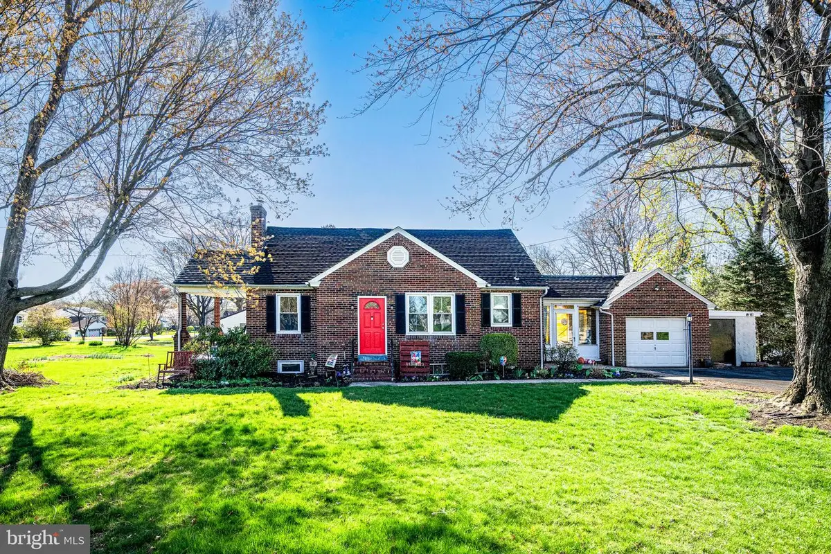 1050 S Keim St, Pottstown, PA 19465 - #1