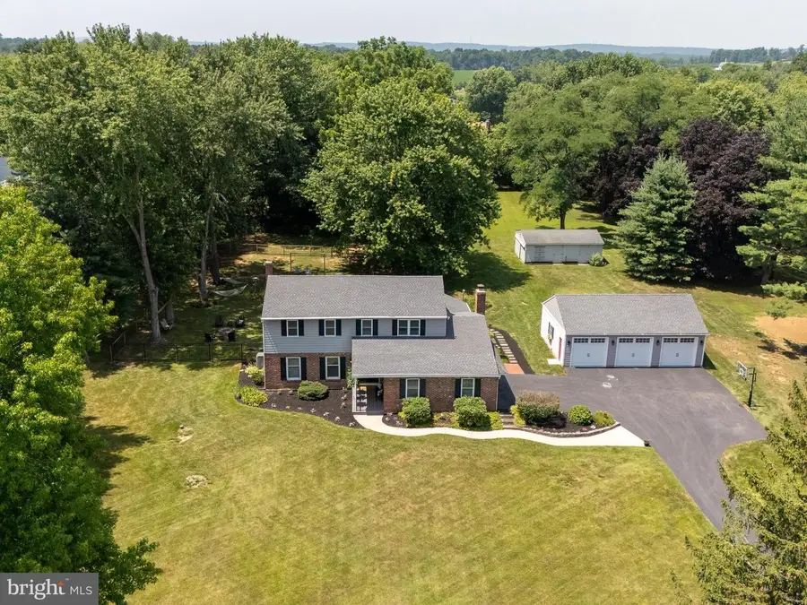 31 Glen Manor Ln, Glenmoore, PA 19343 - #3