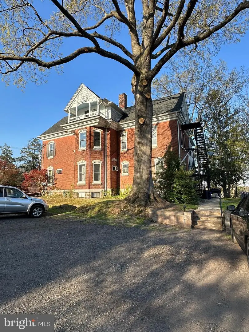 270 Broad St, Spring City, PA 19475 - #3