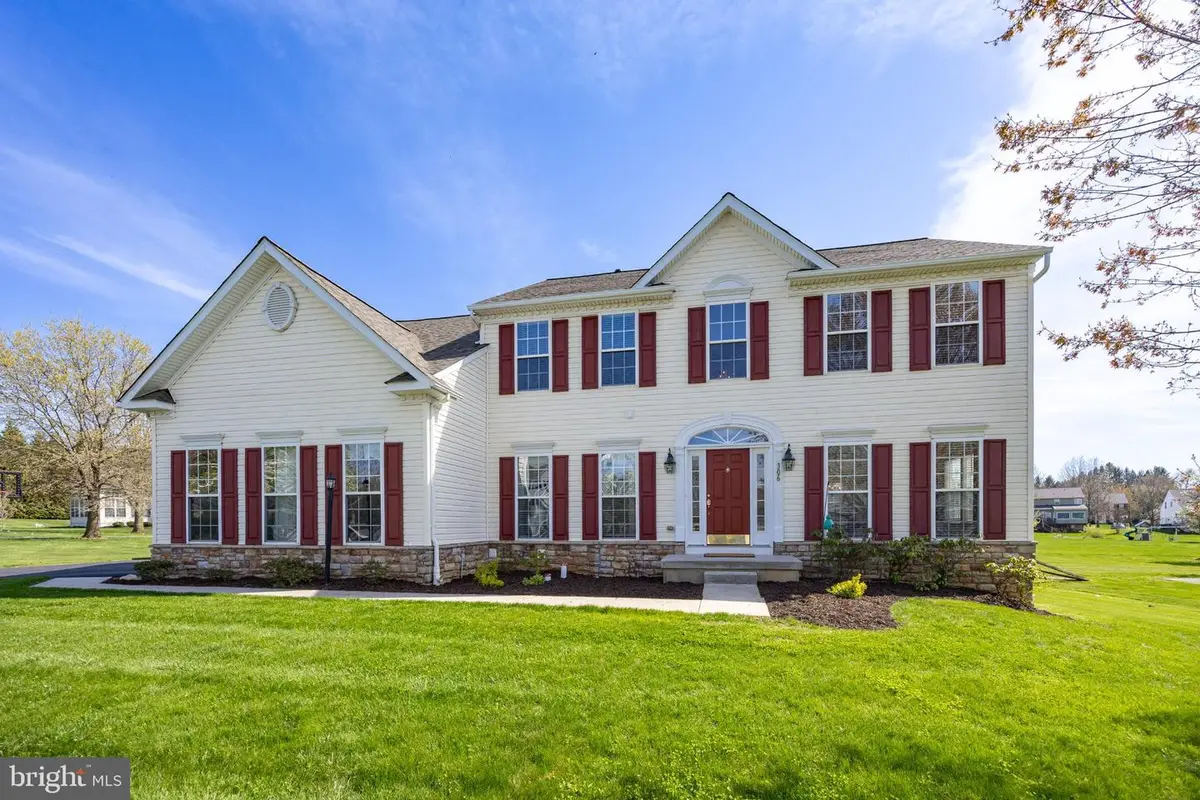 306 Winchester Ln, West Grove, PA 19390 - #1