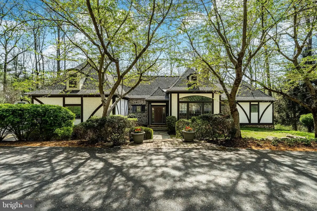 835 County Park Rd, Pottstown, PA 19465 - #1