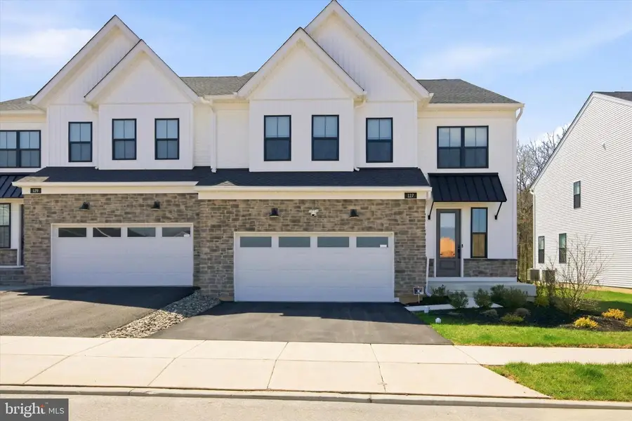 127 Alroy Rd, Malvern, PA 19355 - #2