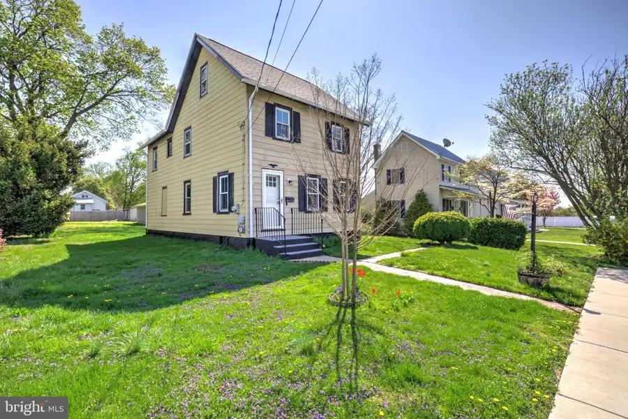 411 Franklin St, Oxford, PA 19363 - #3