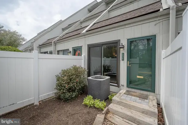 575 Summit House #575, WEST CHESTER, PA 19382