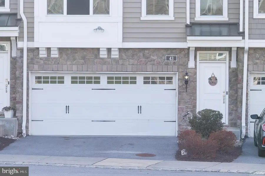 43 Lila Ln, Downingtown, PA 19335 - #2