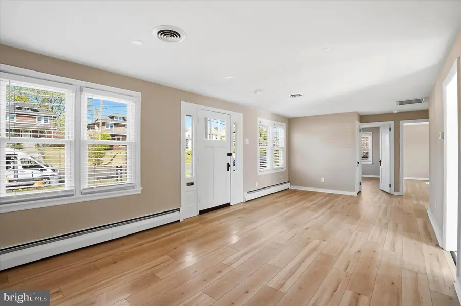 759 Starr St, Phoenixville, PA 19460 - #2