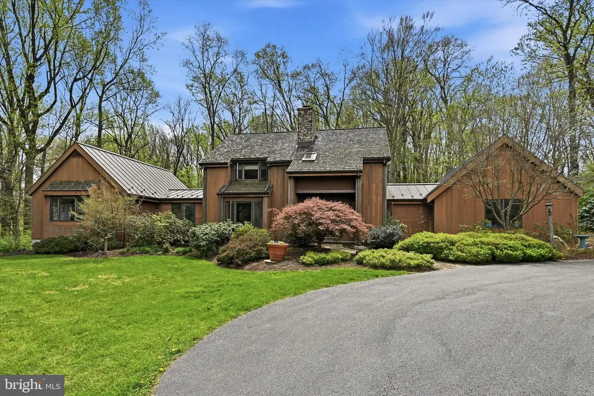 834 Newhall Rd, Kennett Square, PA 19348 - #1